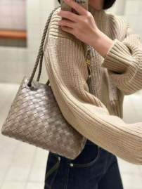 Picture of Bottega Veneta Handbags _SKUfw186453298fw